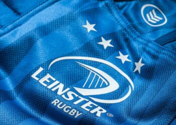Leinste Rugby jersey (home) closeup