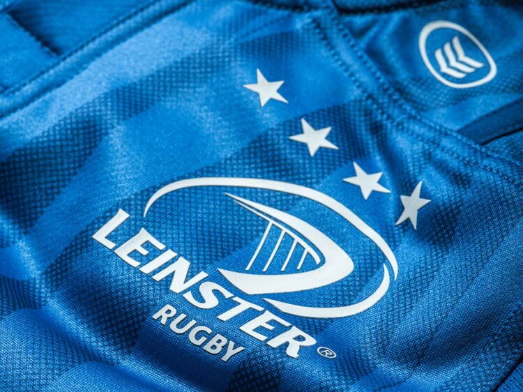 Leinste Rugby jersey (home) closeup