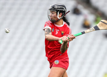 Ashling Thompson scores a point 28/11/2020