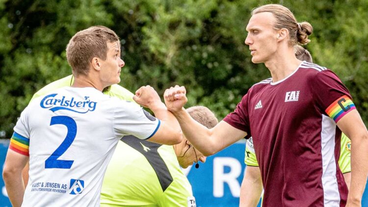 Player greetings during Covid-19. Photo: Unsplash