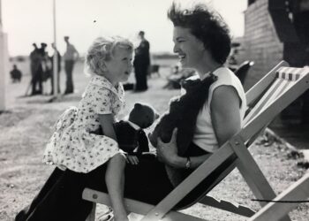 Maeve Kyle with her Daughter Shauna (TG4)