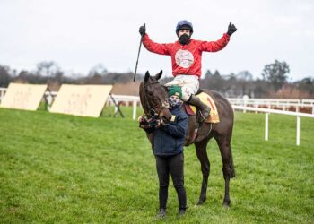 A Plus Tard ridden by Darragh O’Keeffe at Leopardstown, December 2020. Photo: Patrick McCann/Racing Post