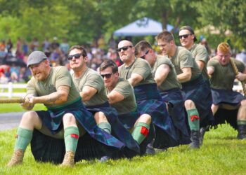 "Highland Regiments Tug-of-War" by Jamie McCaffrey is licensed under CC BY-NC 2.0
