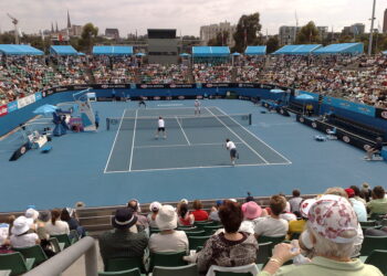 Australian Open organisers “confident” that the event will go ahead on Monday