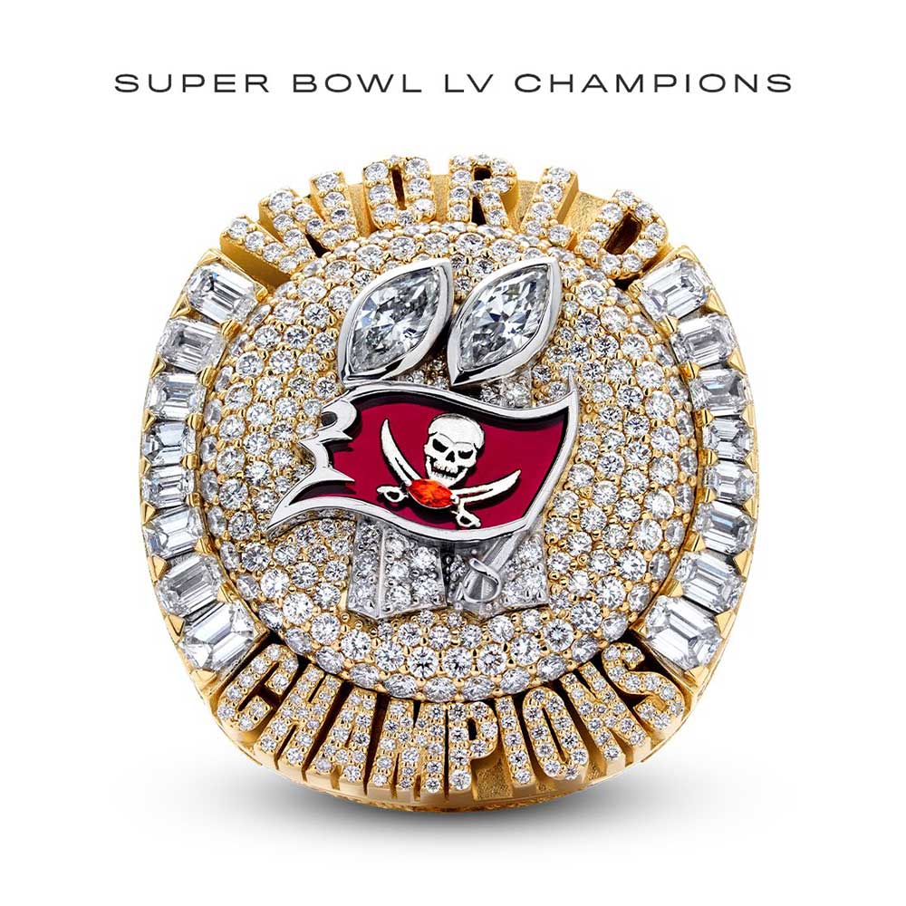 Check out the GIANT Tampa Bay Buccaneers Super Bowl rings