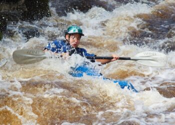 Kilkenny Aqua Canoe Club’s David McClure qualifies for semi-finals at the European Freestyle Kayak Championships