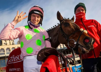 Patrick Mullins with Sharjah