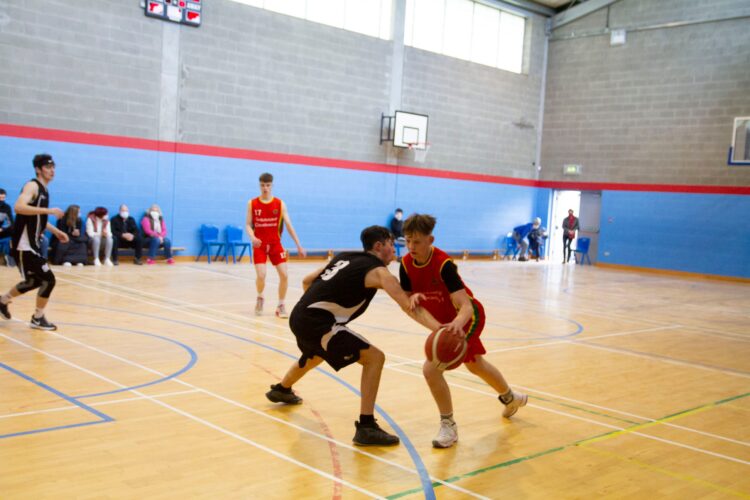 Gaelcholaiste Cheatharlach going for All Ireland Schools Cup Basketball Glory