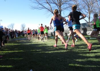 Cross Country (Farmama/Pixbay)