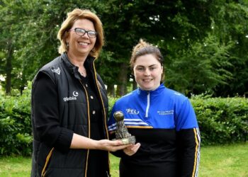 Kilkenny Camogie's Theresa Aylward with Lisdowney's Noelle Murphy