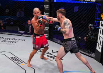 Myles Price lands a right cross on the chin of Jeremy Stephens at PFL 4