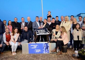 Friends and supports of Raha Mofo at Shelbourne Park