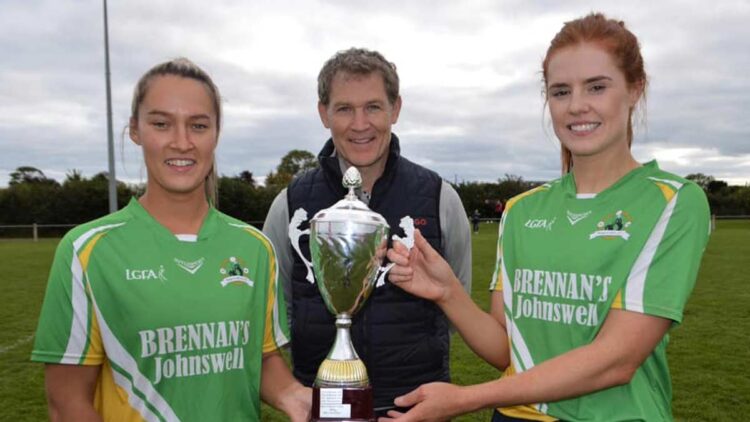 Muckalee captains with Kilkenny LGFA chair John Leamy. Photo: Kilkenny LGFA/Facebook