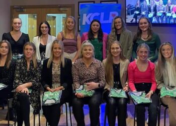 Camán Caint Intermediate team of the year 2022. Photo: Lillian Holohan